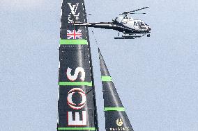 - Vela - America's Cup - Louis Vuitton Cup - Round Robin 1 & 2