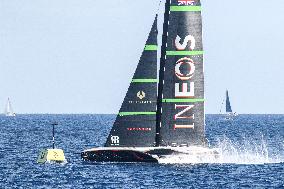 - Vela - America's Cup - Louis Vuitton Cup - Round Robin 1 & 2