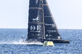 - Vela - America's Cup - Louis Vuitton Cup - Round Robin 1 & 2