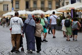 Daily Life In Krakow