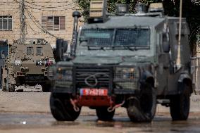 Israel Carries Out Large-Scale Raids - West Bank