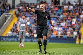 Oldham Athletic v Gateshead - Vanarama National League