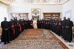 Pope Francis Holds A Private Audience - Vatican