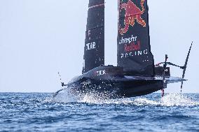 - Vela - America's Cup - Louis Vuitton Cup - Round Robin 1 & 2