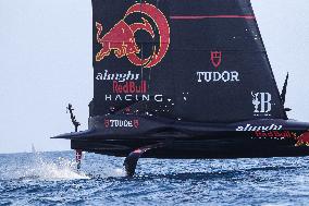 - Vela - America's Cup - Louis Vuitton Cup - Round Robin 1 & 2