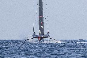 - Vela - America's Cup - Louis Vuitton Cup - Round Robin 1 & 2