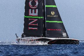 - Vela - America's Cup - Louis Vuitton Cup - Round Robin 1 & 2