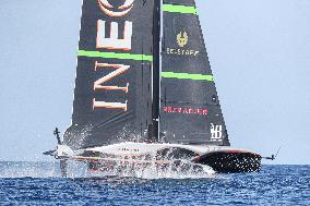 - Vela - America's Cup - Louis Vuitton Cup - Round Robin 1 & 2