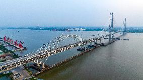 Chang-Tai Yangtze River Bridge Construction in Taixing