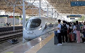 Summer Travel Ends on China's Railways in 2024