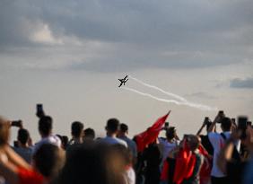 Airshow Marks Victory Day - Istanbul