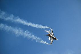 Airshow Marks Victory Day - Istanbul