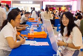 A Job Fair in Taizhou