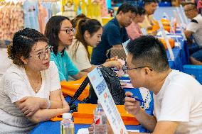 A Job Fair in Taizhou