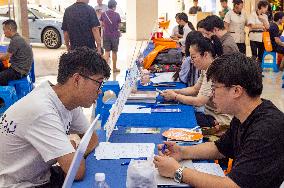 A Job Fair in Taizhou