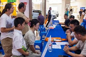 A Job Fair in Taizhou