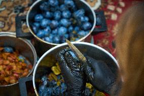 Seasonal Plum Jam Making