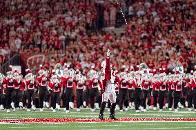 Wisconsin Badgers Vs Western Michigan Broncos