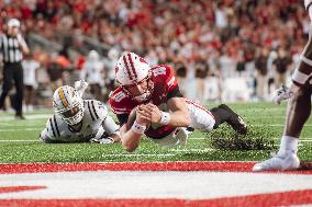 Wisconsin Badgers Vs Western Michigan Broncos