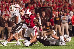 Wisconsin Badgers Vs Western Michigan Broncos