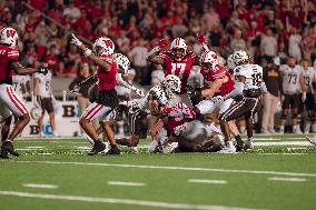 Wisconsin Badgers Vs Western Michigan Broncos