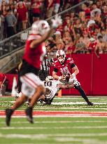 Wisconsin Badgers Vs Western Michigan Broncos