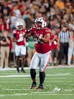 Wisconsin Badgers Vs Western Michigan Broncos