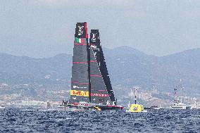 - Vela - America's Cup - Louis Vuitton Cup - Round Robin 1 & 2