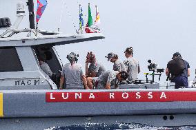 - Vela - America's Cup - Louis Vuitton Cup - Round Robin 1 & 2