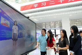 Digital Technology Welcomes New Semester in Chongqing