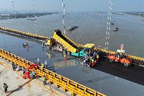 Longtan Yangtze River Bridge Construction in Yangzhou