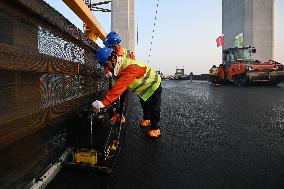 Longtan Yangtze River Bridge Construction in Yangzhou