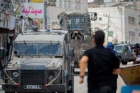 Israeli Troops And Palestinian Militants Clash - West Bank