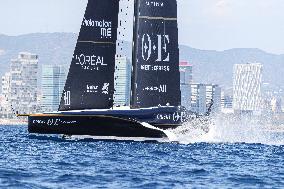 - Vela - America's Cup - Louis Vuitton Cup - Round Robin 1 & 2