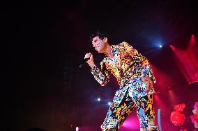 Mika At  RTL2 Essonne en Scene Festival - Chamarande