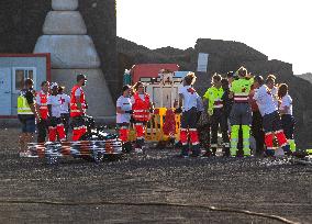 El Hierro receives a new cayuco with more than 50 people on board