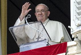 Pope Francis Angelus Prayer - Vatican