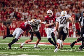 Wisconsin Badgers Vs Western Michigan Broncos