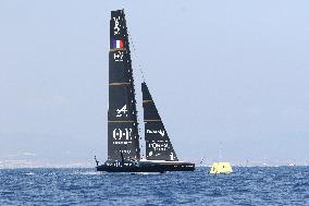 - Vela - America's Cup - Louis Vuitton Cup - Round Robin 1 & 2