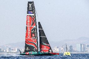 - Vela - America's Cup - Louis Vuitton Cup - Round Robin 1 & 2