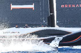 - Vela - America's Cup - Louis Vuitton Cup - Round Robin 1 & 2