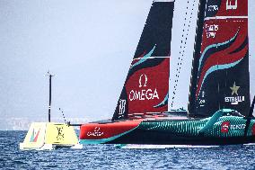 - Vela - America's Cup - Louis Vuitton Cup - Round Robin 1 & 2