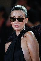 Venice Wolfs Premiere