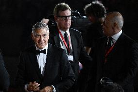 Venice Wolfs Premiere