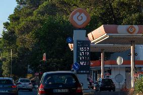 Price Of 95 Gasoline Drops This Monday In Portugal