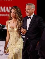 81st Mostra - The Clooneys Shine On The Red Carpet