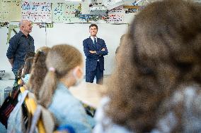 PM Attal Visits A Primary School - Issy les Moulineaux