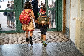 PM Attal Visits A Primary School - Issy les Moulineaux