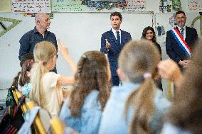 PM Attal Visits A Primary School - Issy les Moulineaux