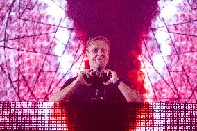 Armin Van Buuren